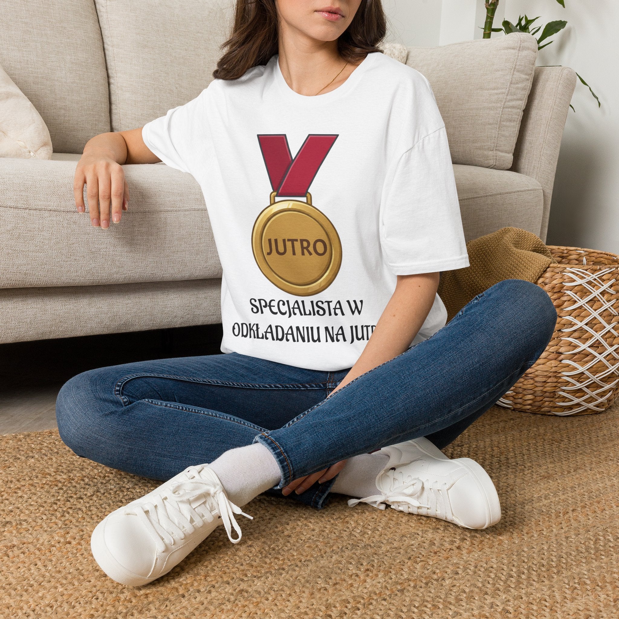 T-Shirt – Medal Design "JUTRO" (Specialist in Delaying to Tomorrow)